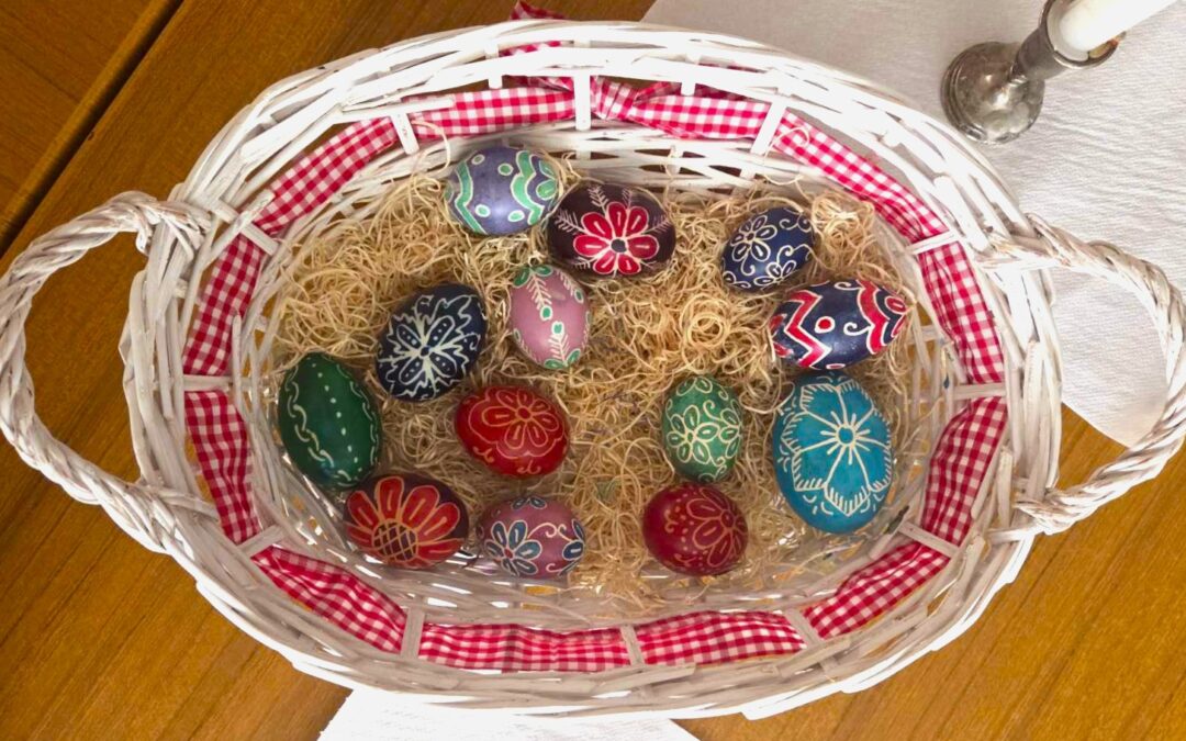 Uskrsna radionica bojenja jaja